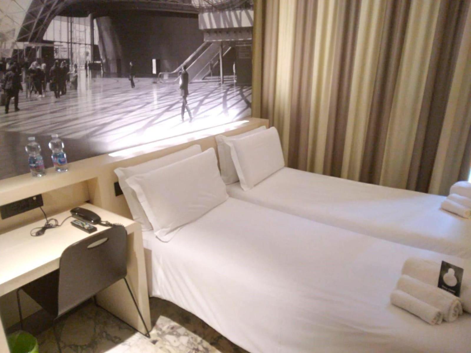บีแอนด์บี โฮเต็ล มิลาโน ซานตัมโบรโจ Hotel มิลาน ภายนอก รูปภาพ