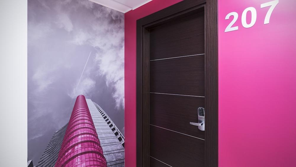 บีแอนด์บี โฮเต็ล มิลาโน ซานตัมโบรโจ Hotel มิลาน ภายนอก รูปภาพ